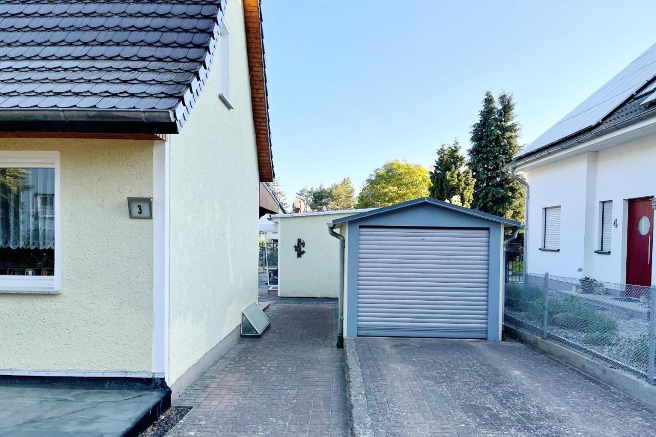 Bungalow Bergstrasse 3 Ferienwohnung 2 Kölpinsee Esterno foto